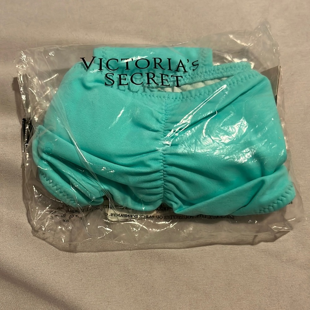 Victoria’s Secret Itsy Brazilian Swim Bottom